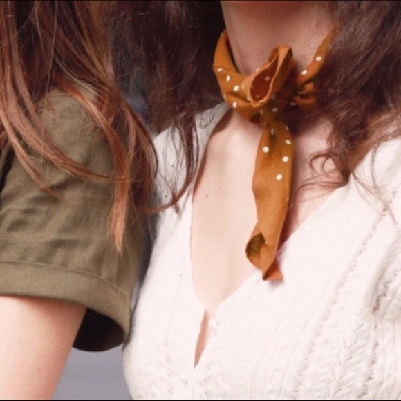 Sezane Accessories - NWT Sézane Scarf